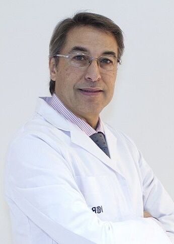 Doctor urologist Citra Bazan Machuca